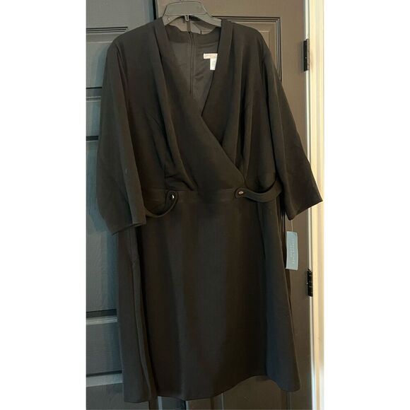 London Times Women's Crepe Fit and Flare Midi with Waist Button Detail - Picture 3 of 6